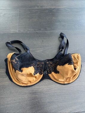 Chantelle Gold Bra 34D